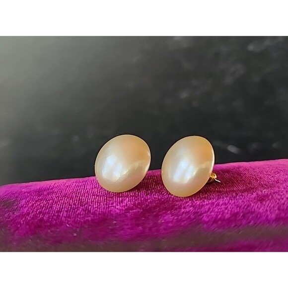 Faux Pearl Stud Earrings Vintage Costume Jewelry - Picture 5 of 10